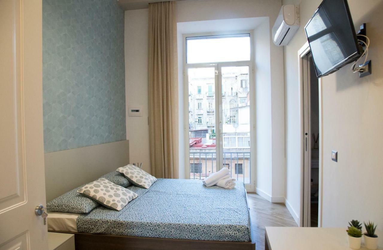 Garibaldi Rooms Неаполь Экстерьер фото
