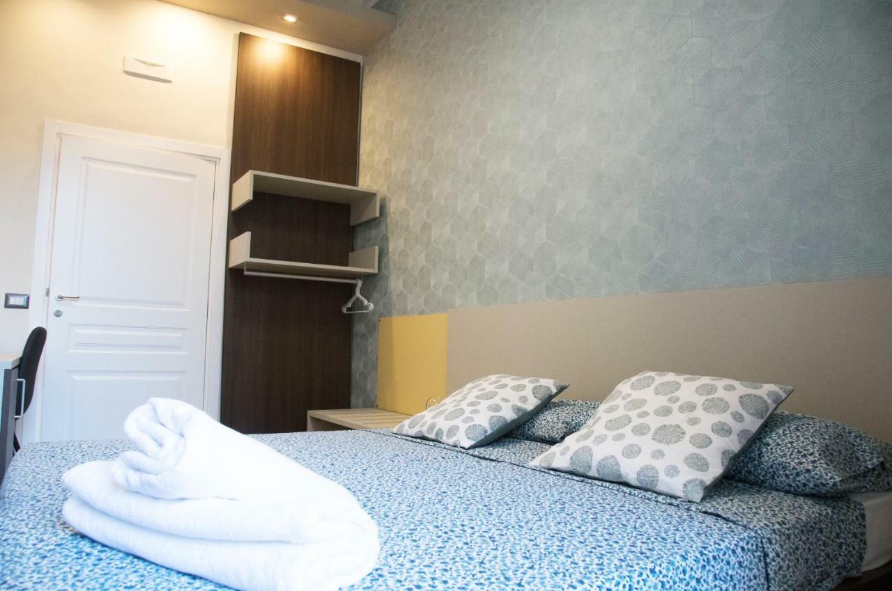 Garibaldi Rooms Неаполь Экстерьер фото